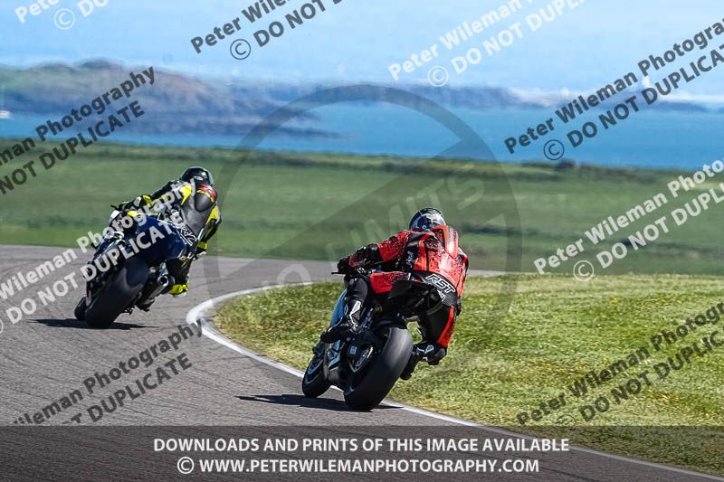 anglesey no limits trackday;anglesey photographs;anglesey trackday photographs;enduro digital images;event digital images;eventdigitalimages;no limits trackdays;peter wileman photography;racing digital images;trac mon;trackday digital images;trackday photos;ty croes